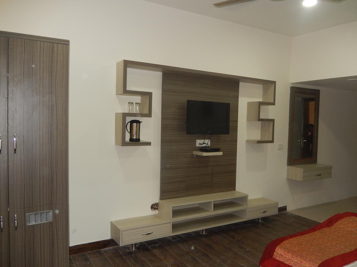 A Orchid Garden Guest house New Delhi