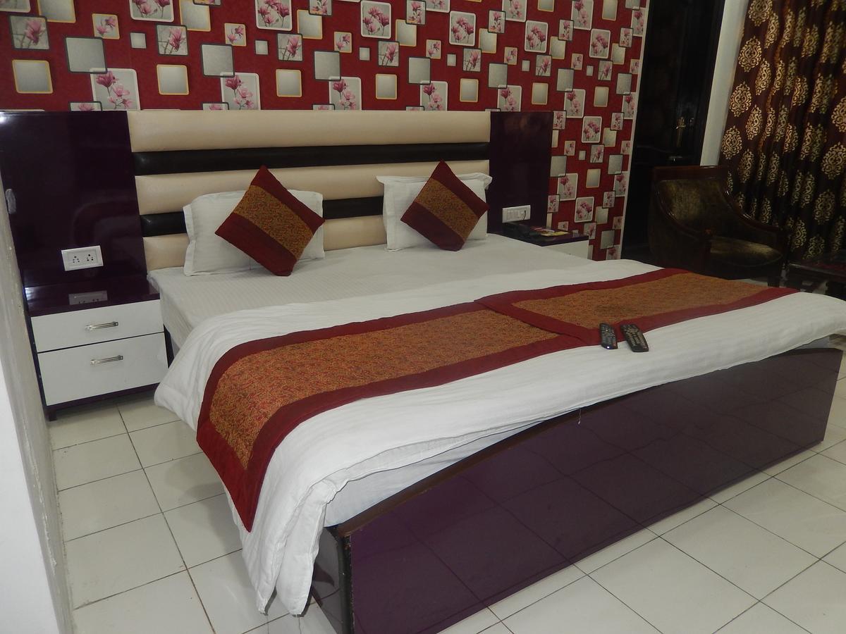 A Orchid Garden 2* New Delhi