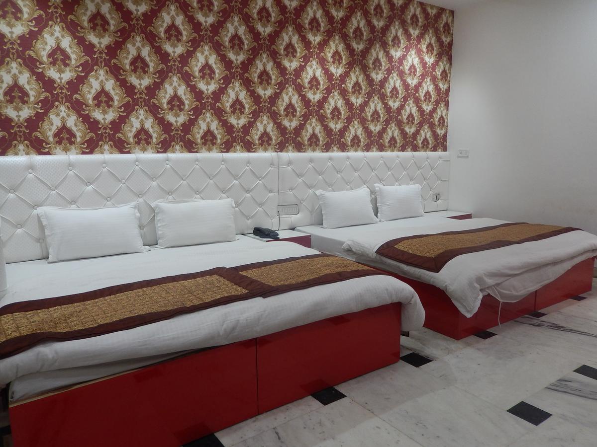 Guest house A Orchid Garden New Delhi